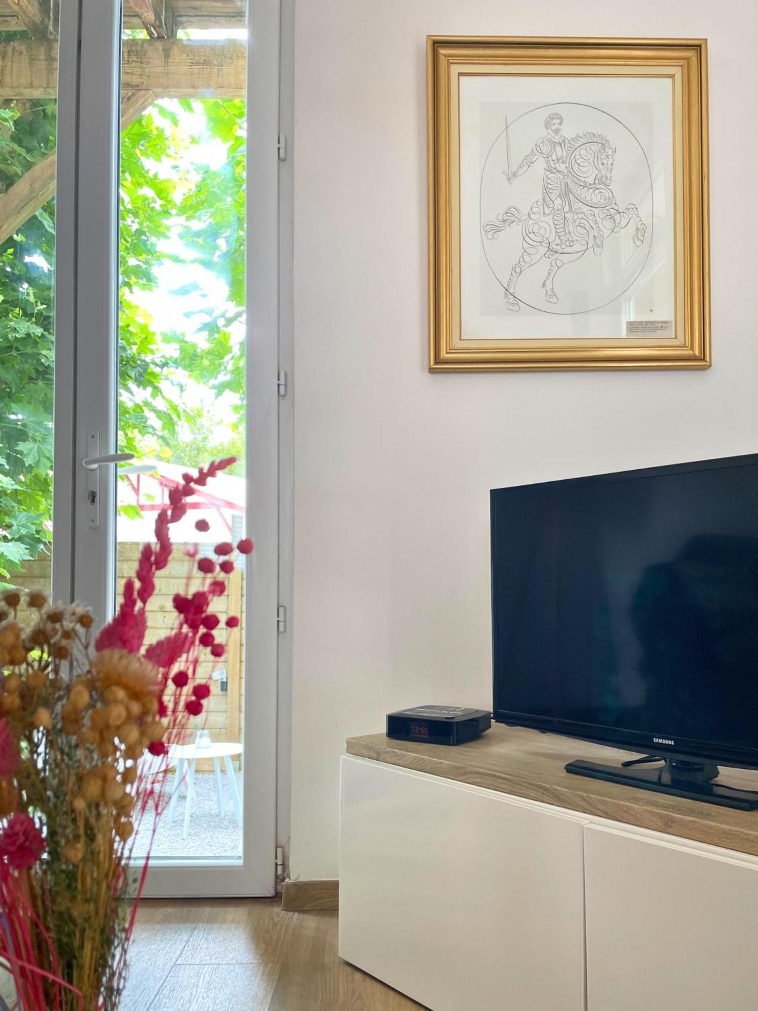 Villa Regis - Jardin-Parking-Wifi-Equipe بايون المظهر الخارجي الصورة